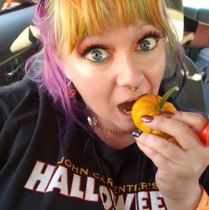 Meet your Posher, Tara